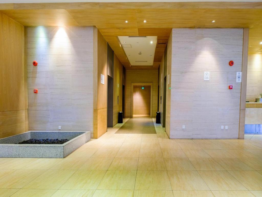 Ji Hotel Shanghai Yan An Road Branch מראה חיצוני תמונה