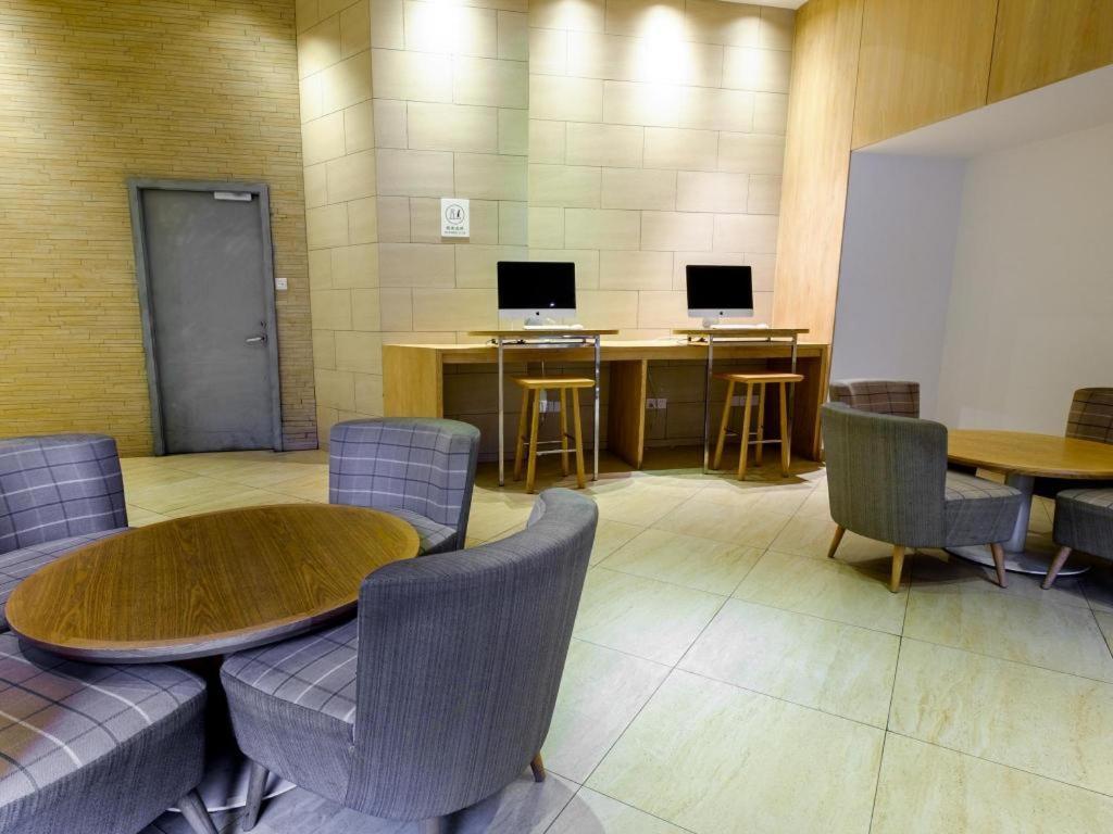 Ji Hotel Shanghai Yan An Road Branch מראה חיצוני תמונה