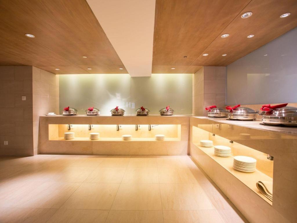 Ji Hotel Shanghai Yan An Road Branch מראה חיצוני תמונה