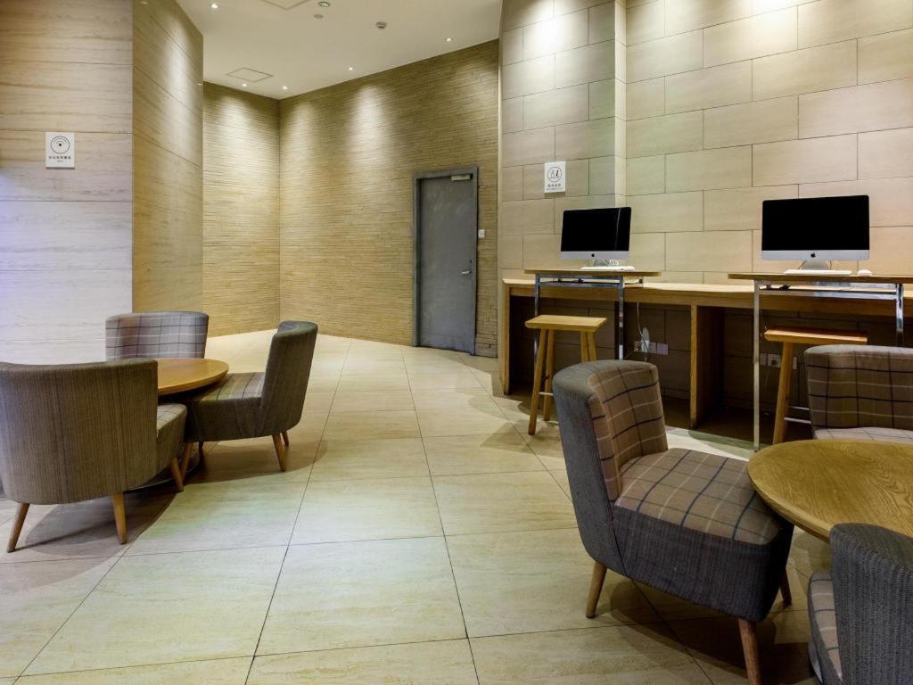 Ji Hotel Shanghai Yan An Road Branch מראה חיצוני תמונה